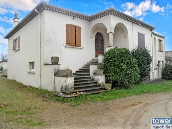 Maison 9 pièces 240 m²