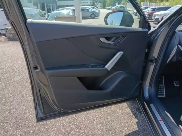 Audi Q2 30 tdi 116 bvm6 — photo 11