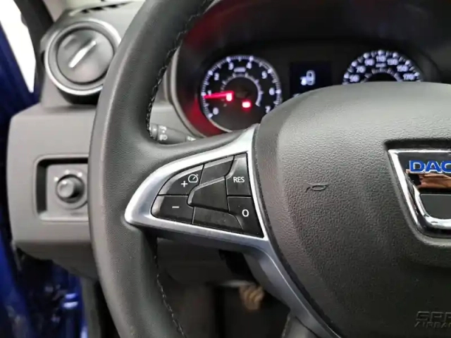 Dacia Duster blue dci 115 4x2 — photo 32