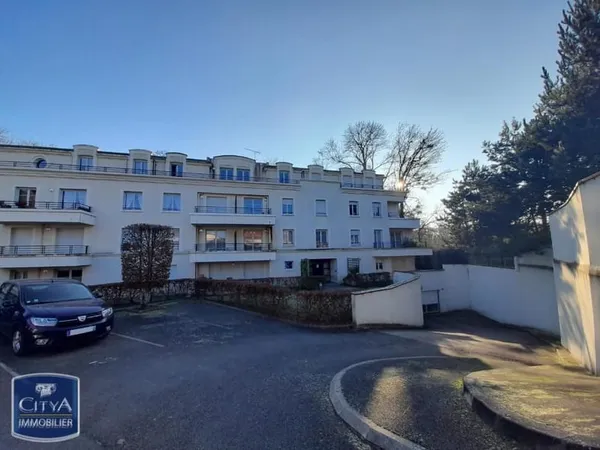Stationnement Location Saint-Jean-de-Braye 63€