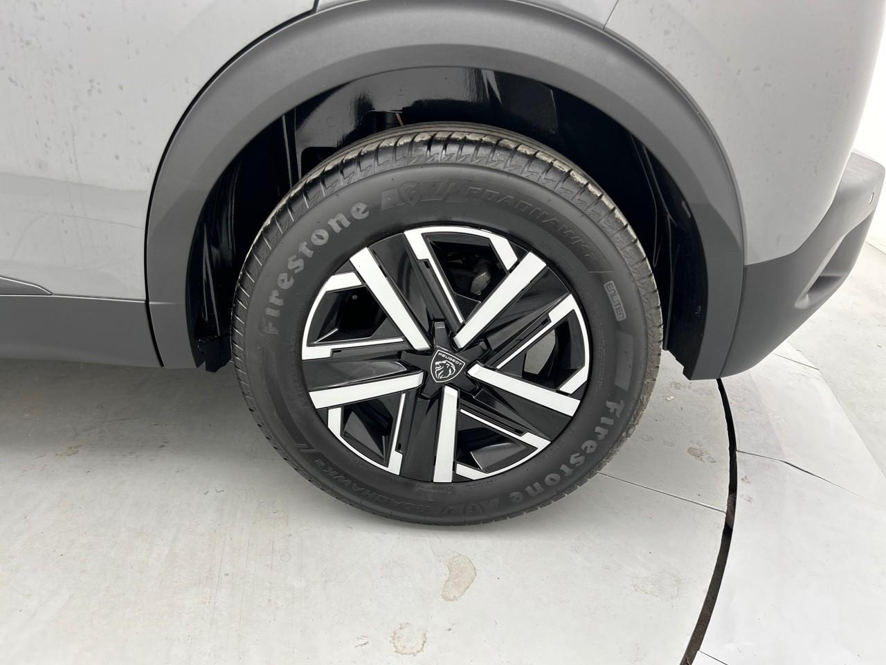 Peugeot 2008 hybrid 136 e-dcs6 active — photo 16