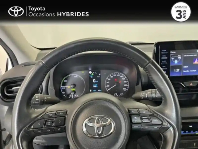 Toyota Yaris 116h dynamic 5p my22 — photo 13