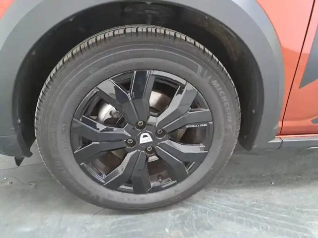 Dacia Jogger tce 110 7 places — photo 17