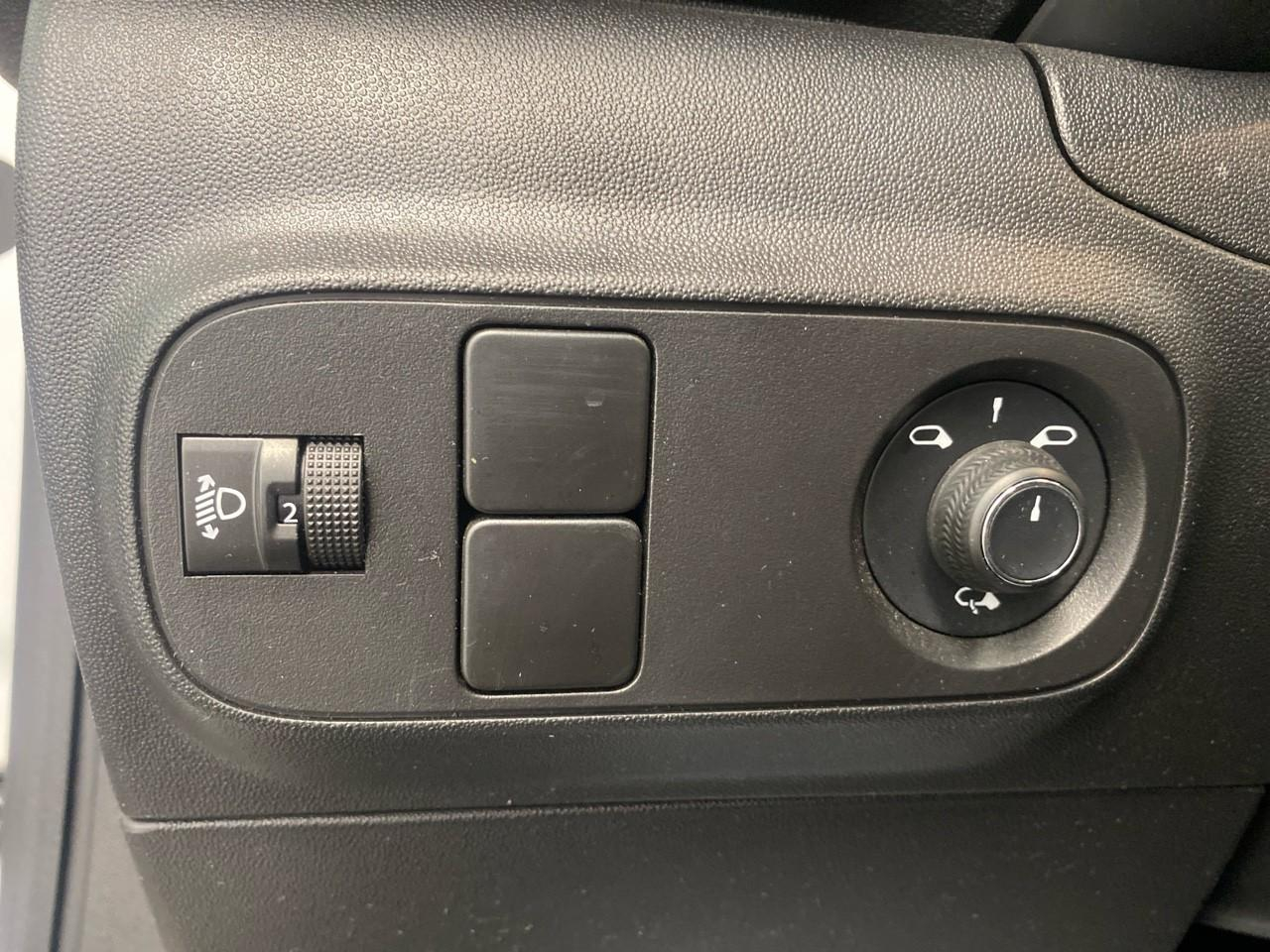 Citroën C3 puretech 83 s&s bvm5 shine — photo 19