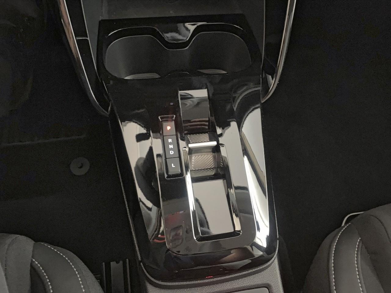 Citroën C3 hybride 110 ch automatique max — photo 17