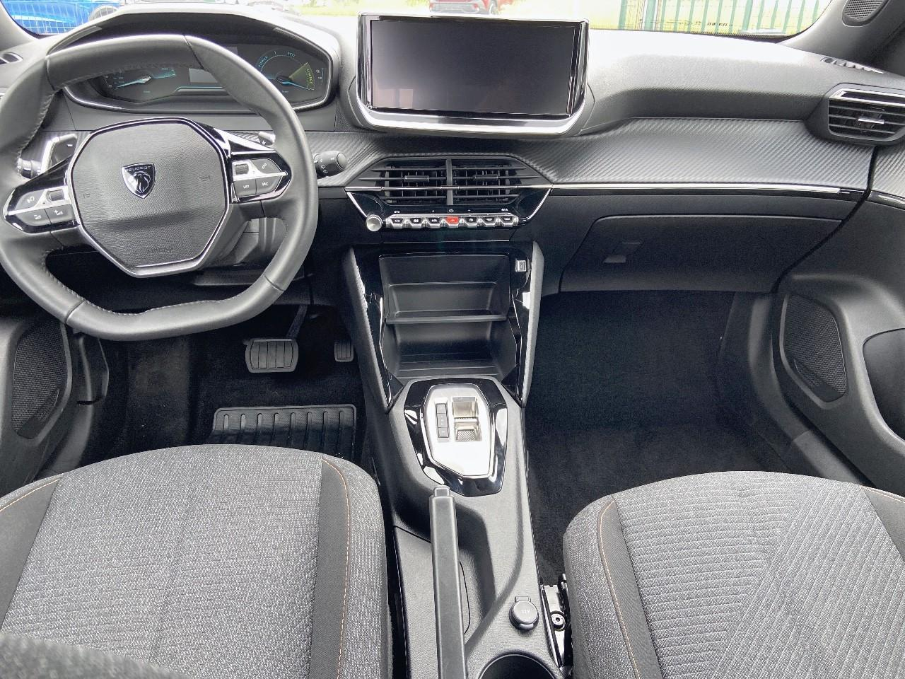 Peugeot 2008 hybrid 136 e-dcs6 style — photo 8