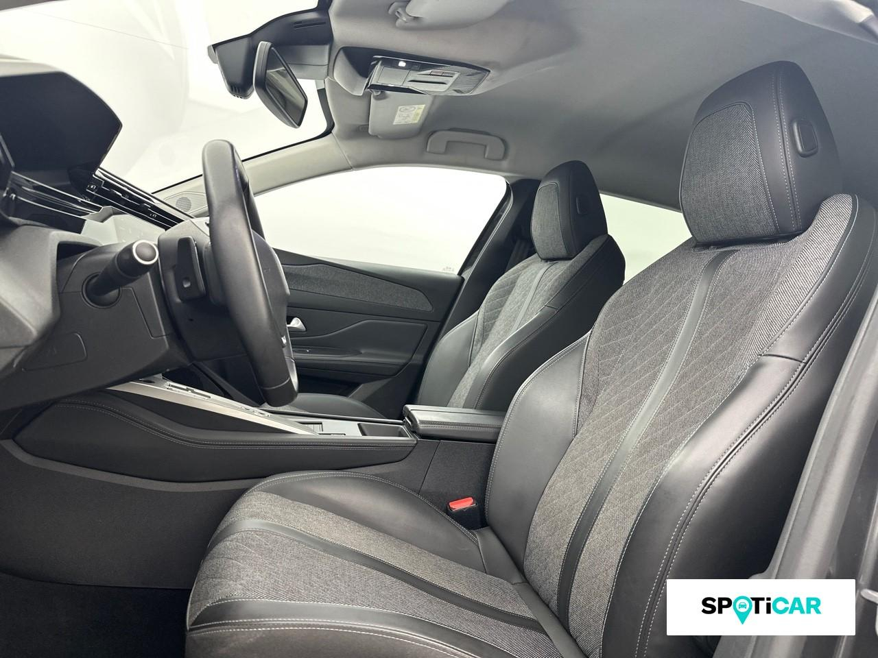 Peugeot 408 phev 225ch allure pack e-eat8 — photo 9