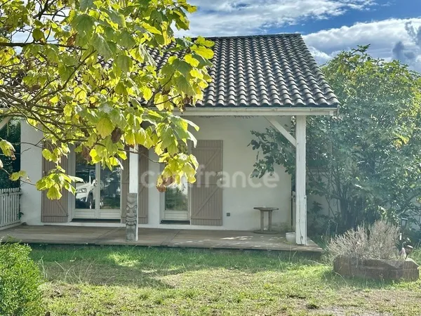 ANDERNOS LES BAINS(33)-VILLA 104m²-4 pièces avec grande mezzanine de 19m²-2 terrasses couvertes-gara