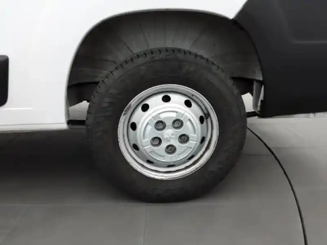 Peugeot Boxer tole 330 l2h2 bluehdi 120 s&amp;s — photo 33
