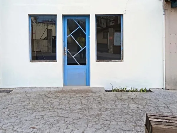 Loue local commercial de 25 m²