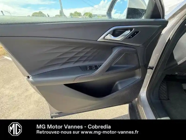 Mg Ehs 1.5 gdi 272ch phev luxury — photo 14