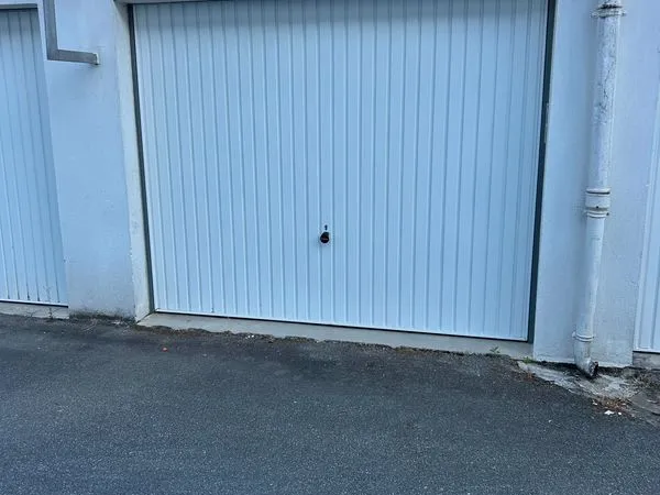 Lorient location garage