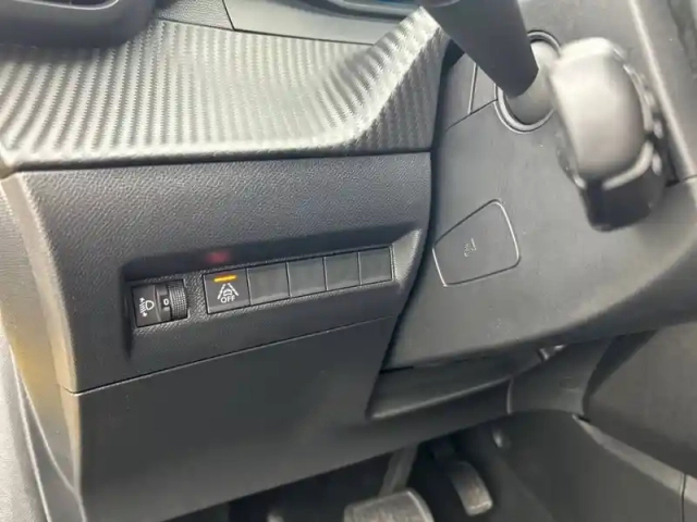 Peugeot 208 electrique 50 kwh 136ch — photo 66