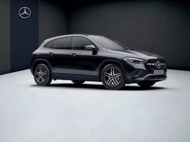 Mercedes Gla 200 d progressive line — photo 14
