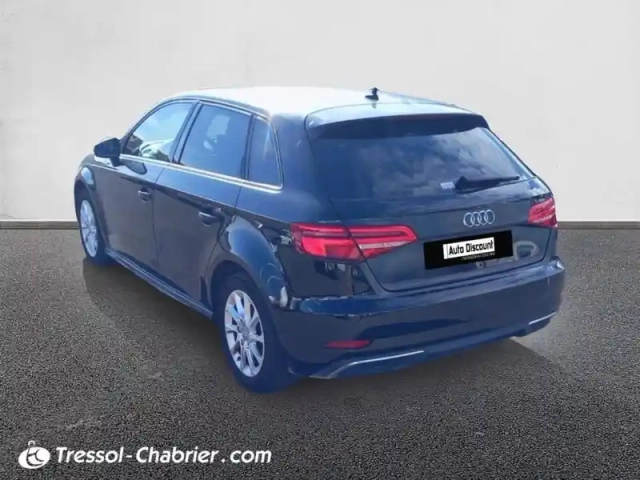 Audi A3 sportback 1.4 tfsi e-tron 204 s tronic 6 design — photo 19