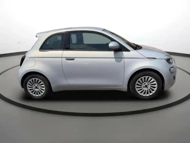 Fiat 500 e 95ch my24 — photo 7