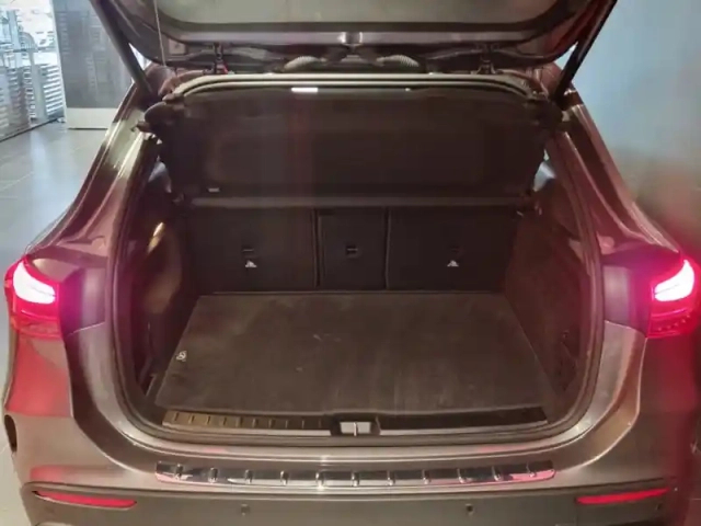 Mercedes Gla 200 d amg line — photo 7