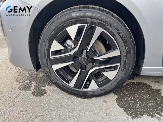 Peugeot 208 hybrid 110 ch e-dcs6 — photo 37