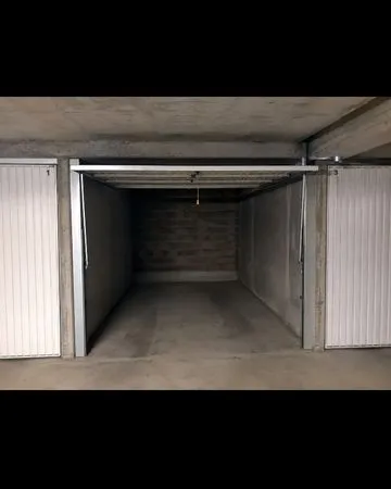 A vendre garage petite hollande