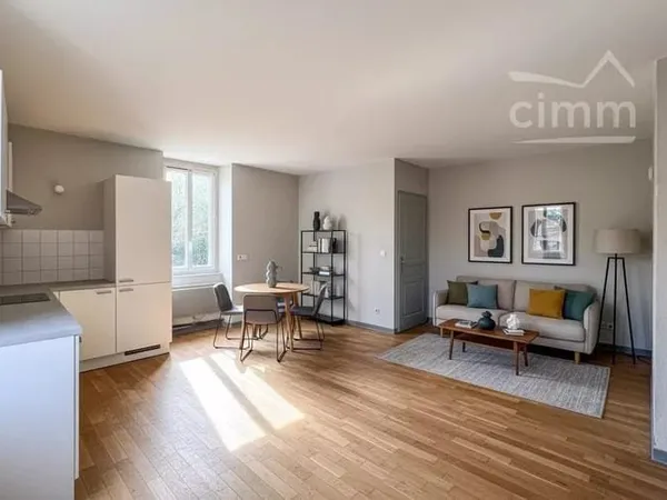 Appartement T3 52m² - Cave - Stationnement privatif