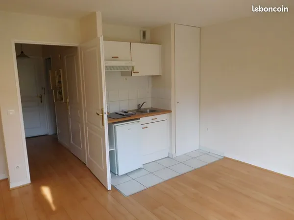 Superbe T2 de 41 m² avec garage fermé
