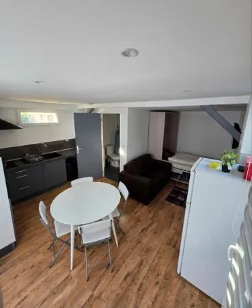 Studio meublé