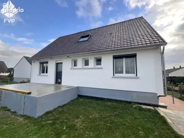 A vendre à Saint Léonard maison d'habitation entiérement rénovée, T5 sur sous-sol complet terrain 46
