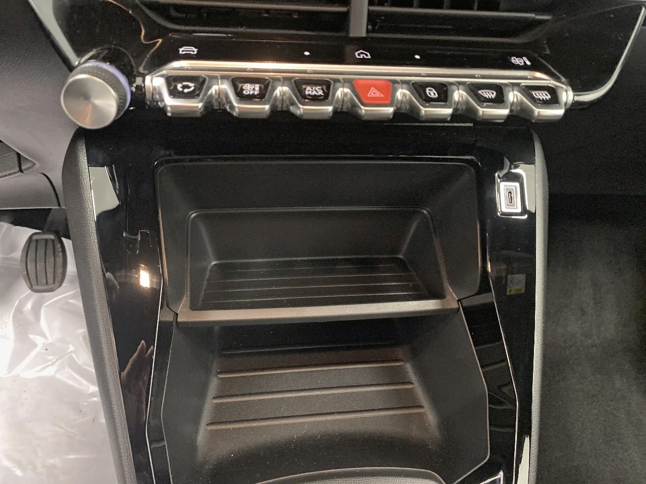 Peugeot 2008 100 s&s bvm6 style — photo 15