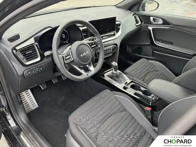 Kia Ceed 1.5 t-gdi 140 ch bvm6 — photo 2