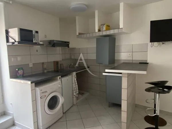 Studio 1 pièce 23 m²