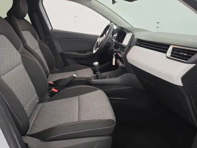 Renault Clio tce 90 — photo 130
