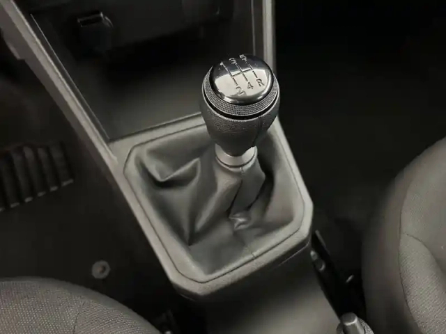 Dacia Sandero sce 65 - 22 — photo 22