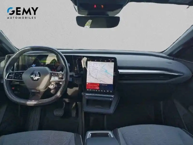 Renault Megane e-tech ev60 220 ch super charge — photo 8