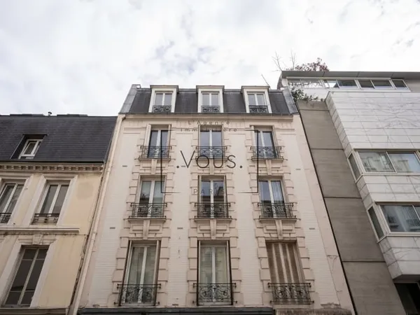 Deux pièces traversant à fort potentiel, à rénover (Paris XIVe)