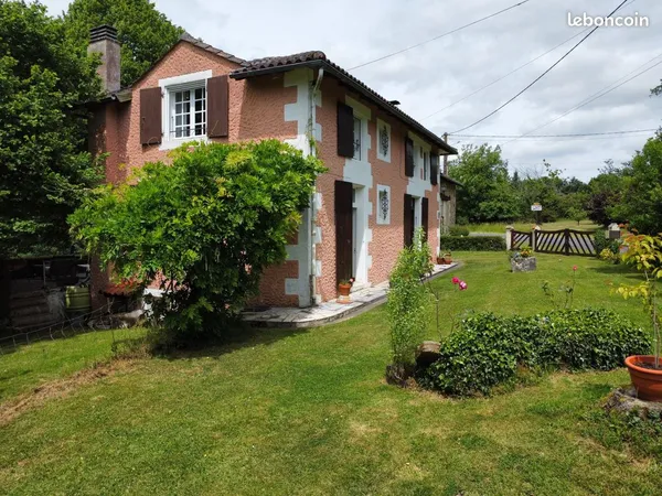 Propriété 7 pièces 132 m²