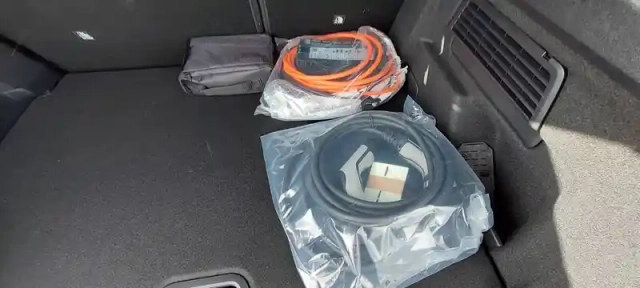 Citroën C4 e- 136 ch automatique — photo 61
