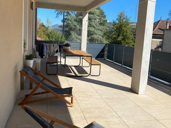 Magnifique appt t4 + terrasse, cave et garage
