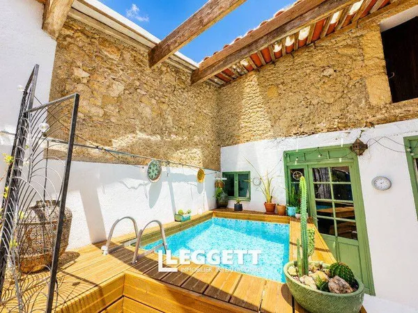 Maison 6 pièces 210 m²