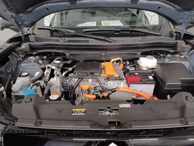 Suzuki Vitara e  61 kwh — photo 24