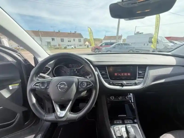 Opel Grandland X hybrid 225ch elite — photo 15