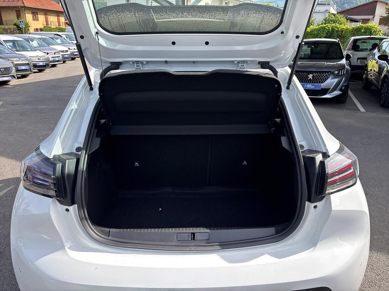 Peugeot 208 1.2 hybrid 110ch style e-dcs6 — photo 6