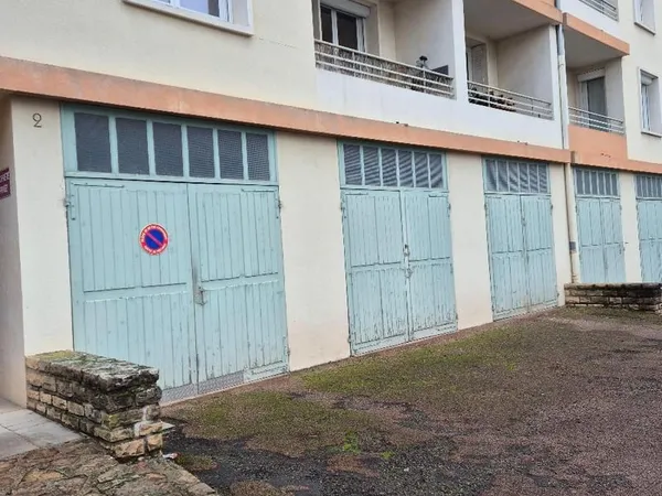 Garage et parking Location Mâcon 82€