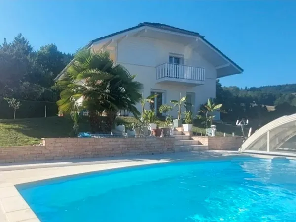 Maison - 4 pièces - 130 m2