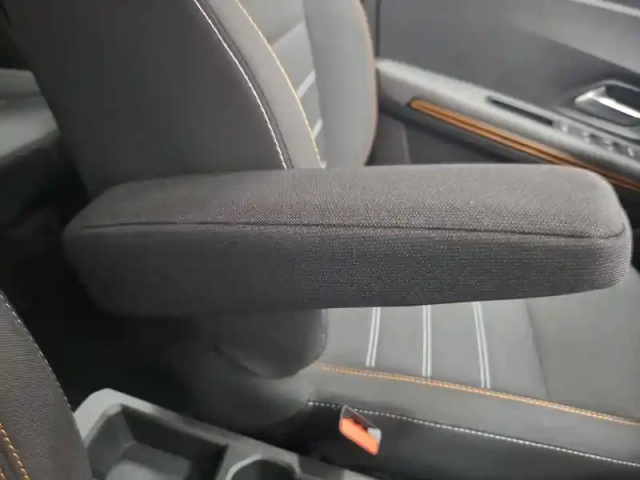 Dacia Sandero eco-g 100 - 22 — photo 36