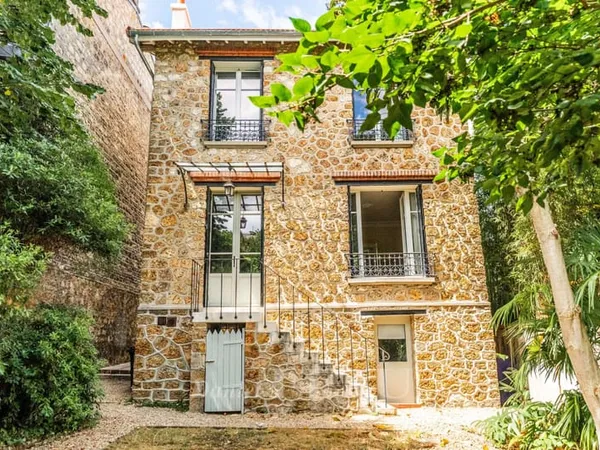 Boulogne Nord - Dupanloup - Maison de charme avec jardin au sein d'une voie privée. .