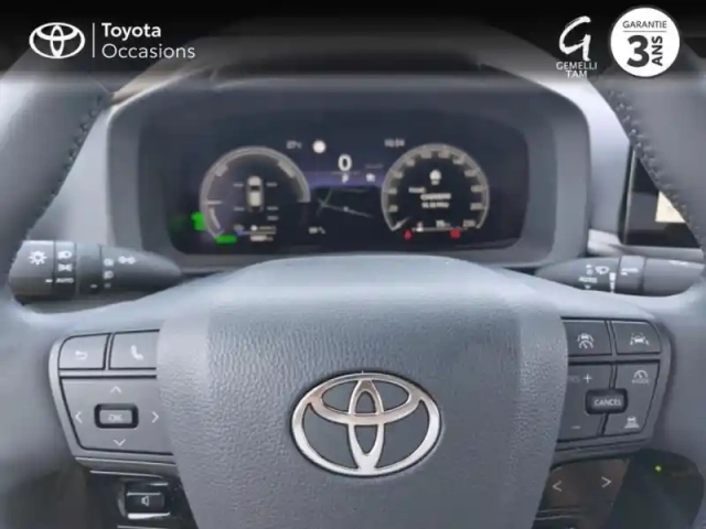 Toyota C-Hr 2.0 hybride rechargeable 225ch design ng23 — photo 13