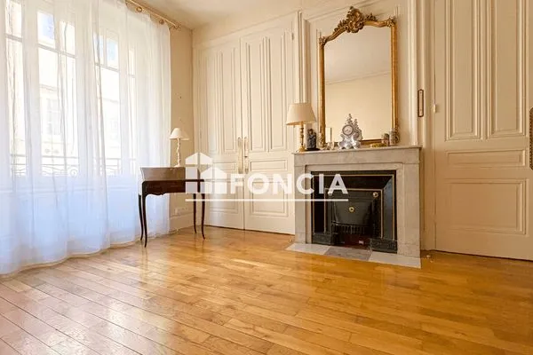 Appartement 4 pièces 103 m²