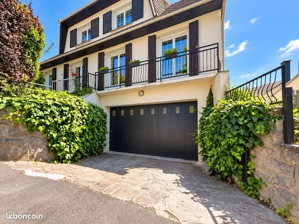 Belle maison familiale de 159 m2 avec jardin et grand sous-sol