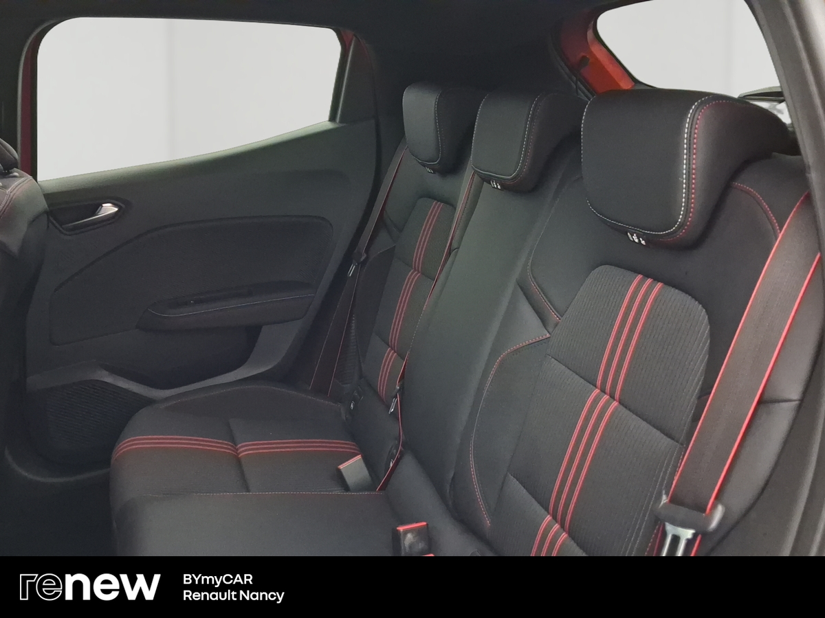 Renault Clio E-Tech 140 - 21N — photo 13