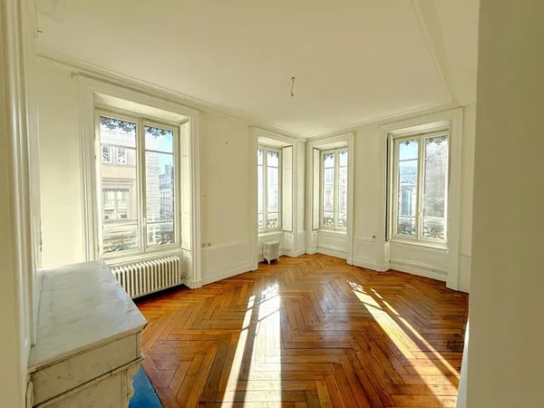 Appartement 4 pièces 127 m²